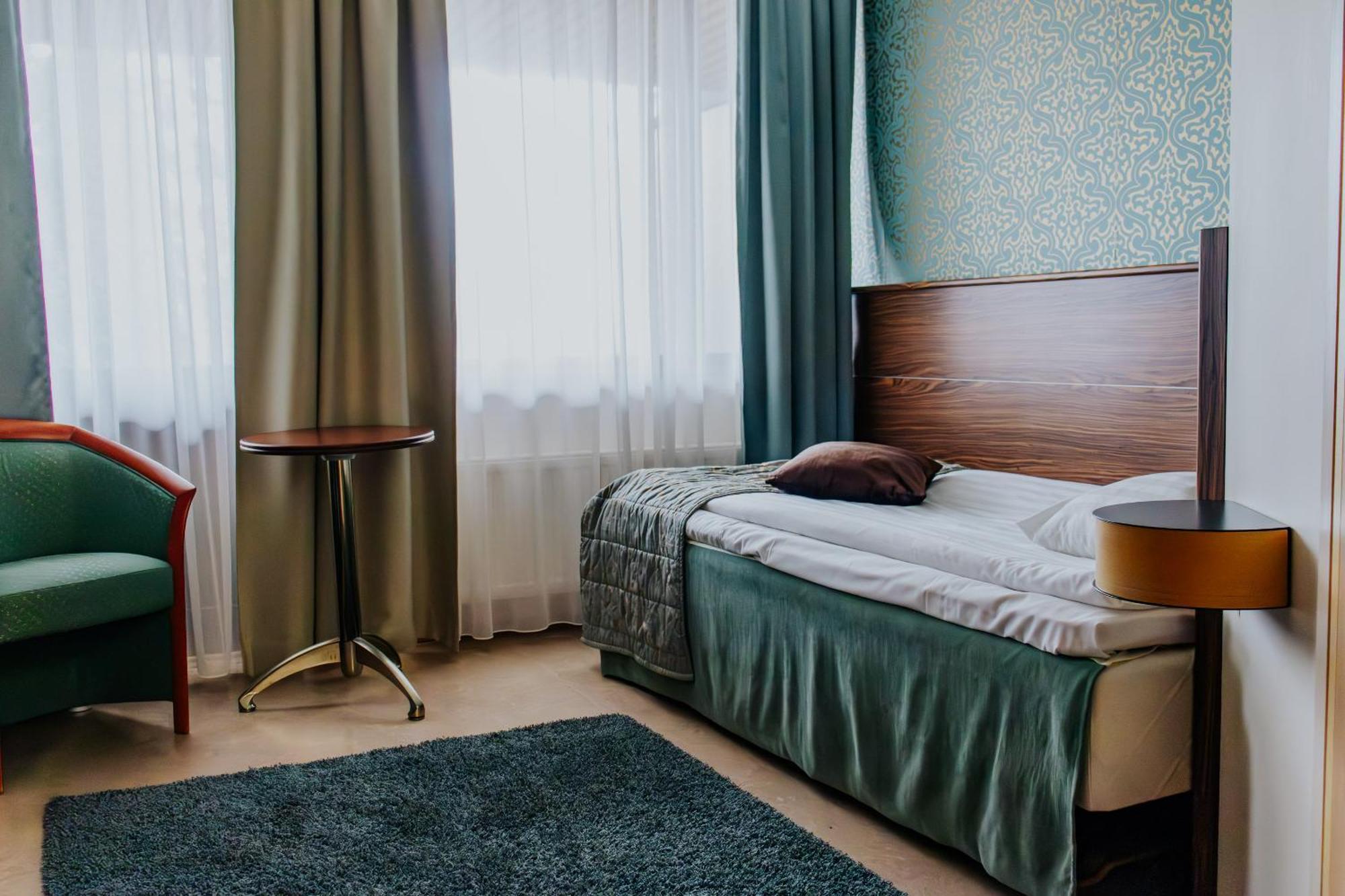 Hotel Fjalar Сало Екстер'єр фото